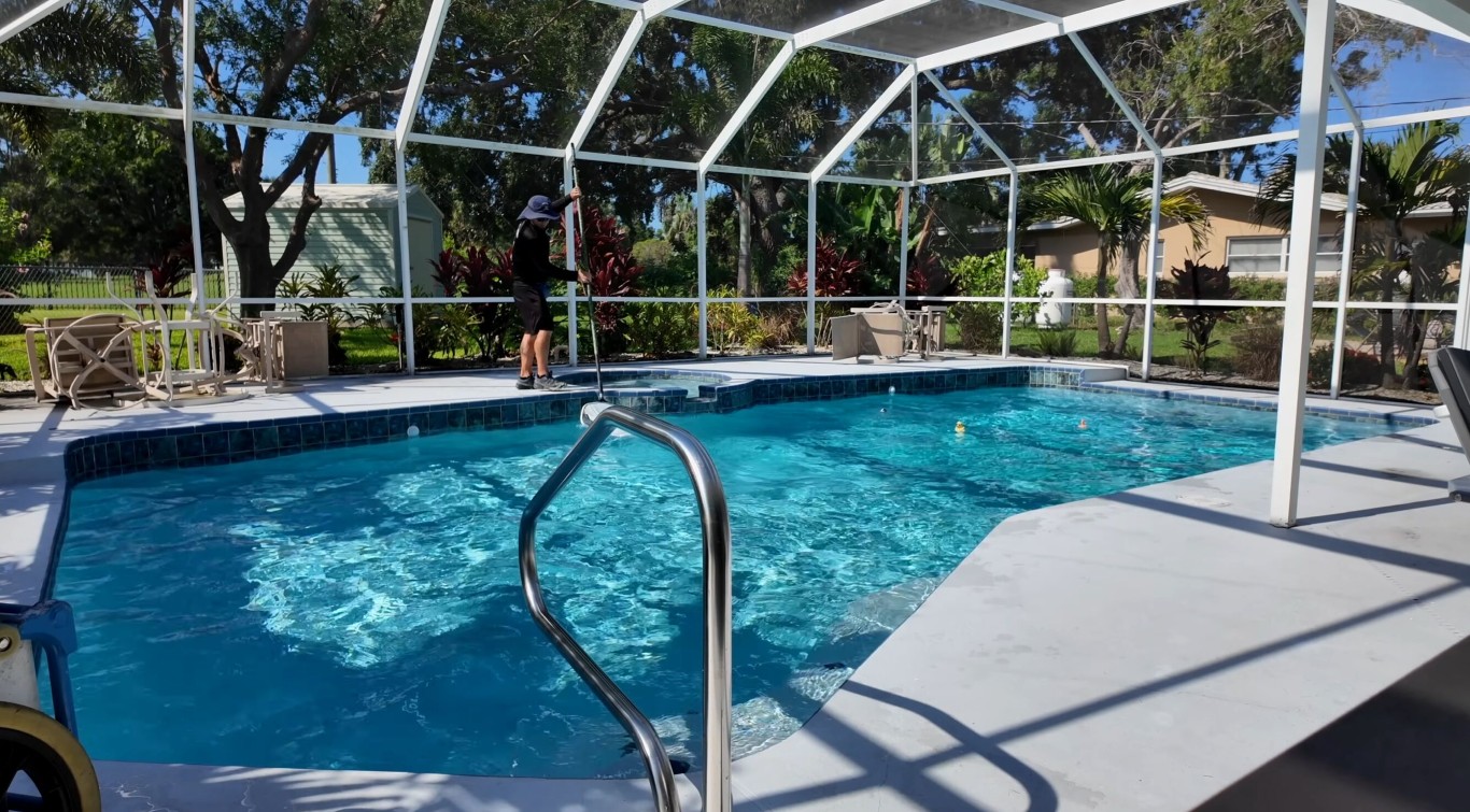 Pool Filter Cleaning & Replacement in Pomona, CA